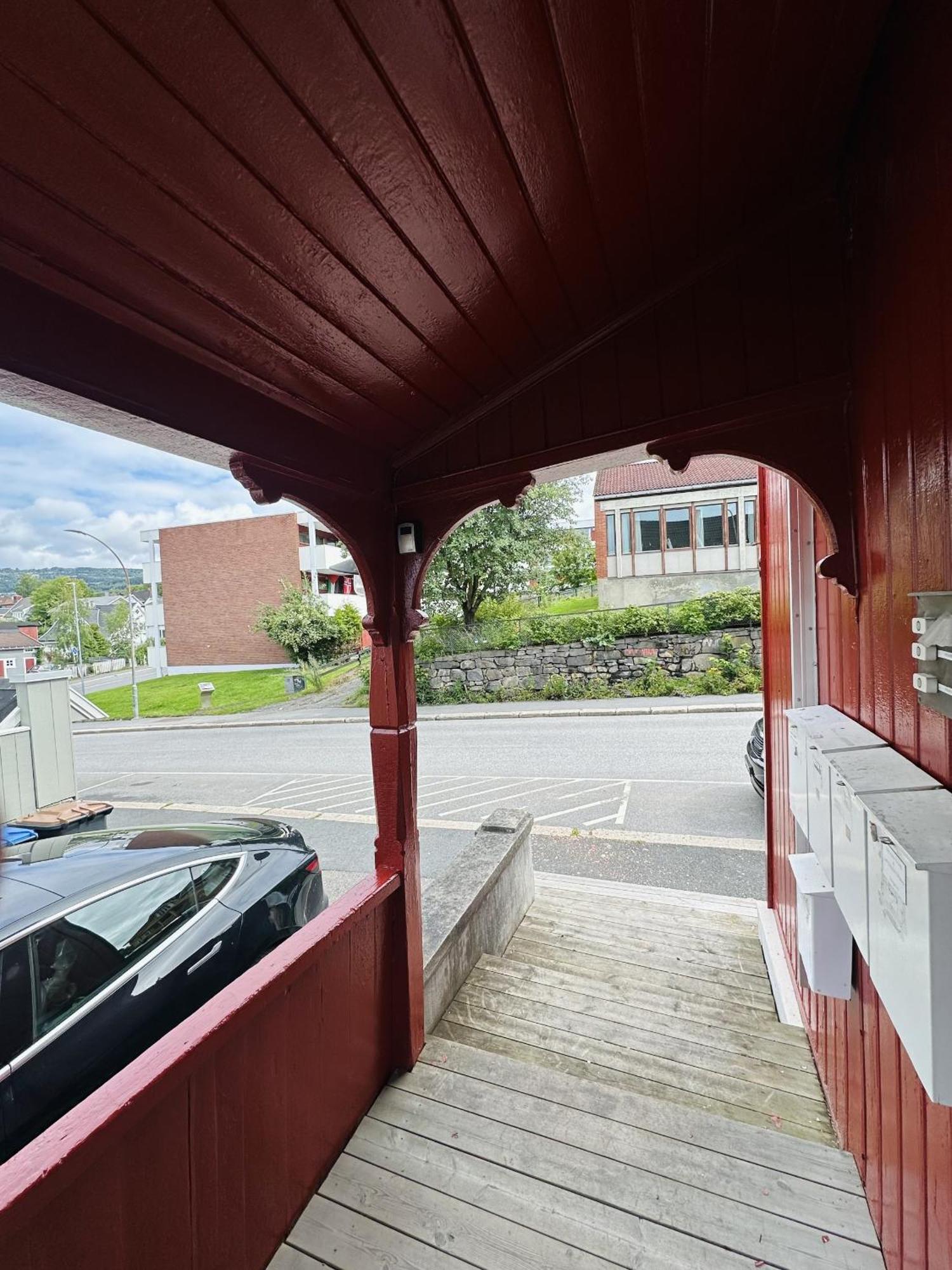 Toppleilighet I Sentrum Av Lillehammer Exteriör bild