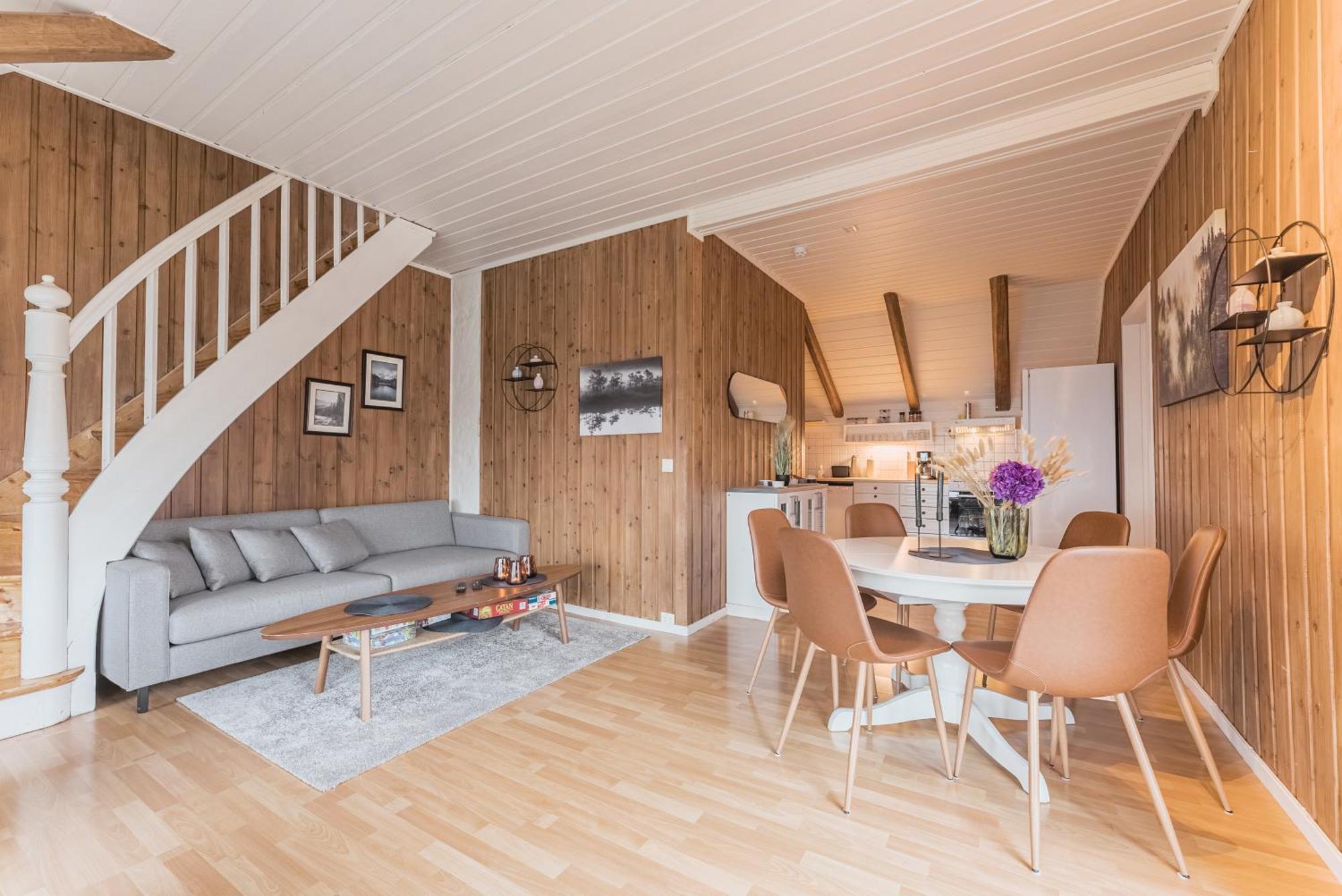 Toppleilighet I Sentrum Av Lillehammer Exteriör bild